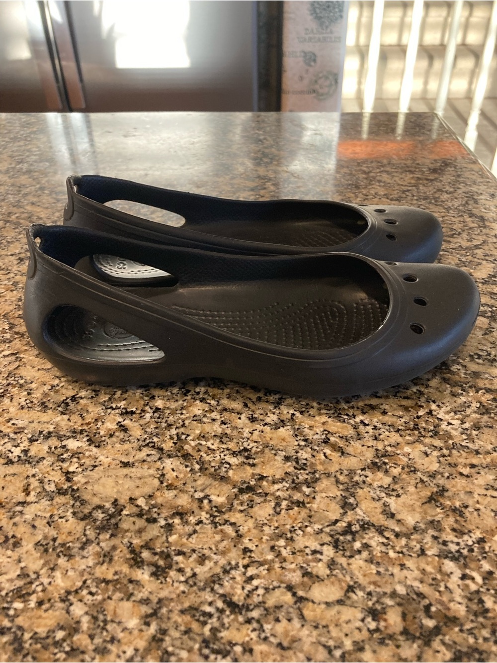 CROCS Women’s Kadee Black Slip-On Ballet Flats Size 6